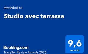 Studio avec terrasse